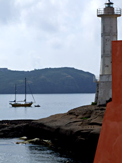 Isola di Ventotene-veduta dal porto romano